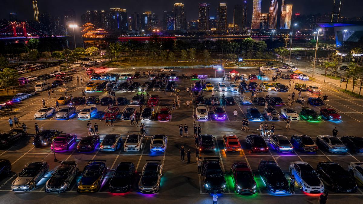 网红主播车友聚会视频
